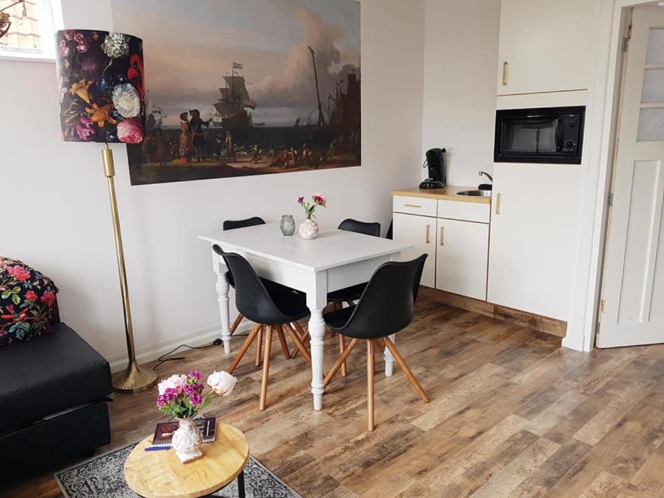 B&B De Admiraal Texel Oudeschild Εξωτερικό φωτογραφία